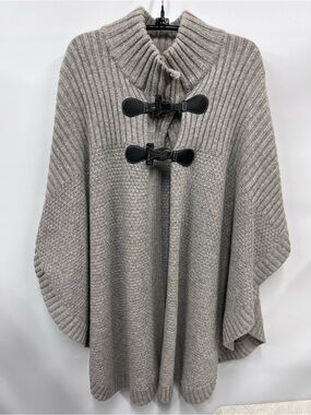 Tahari lambs wool black Toggle grey Knit Poncho Sweater cape womens L FLAWED